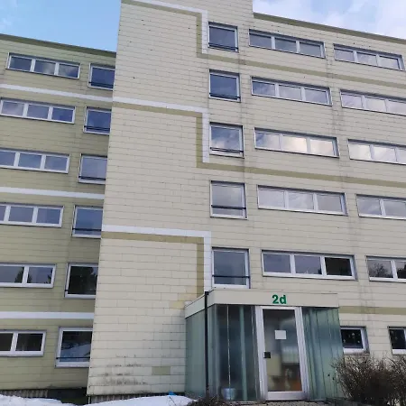 Schoene 2d-gebaeude Mit Mini-garten Apartamento