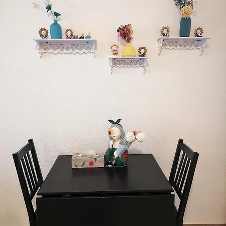 Schoene 2d-gebaeude Mit Mini-garten Apartamento